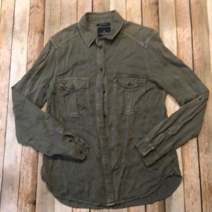 American Eagle Button Down